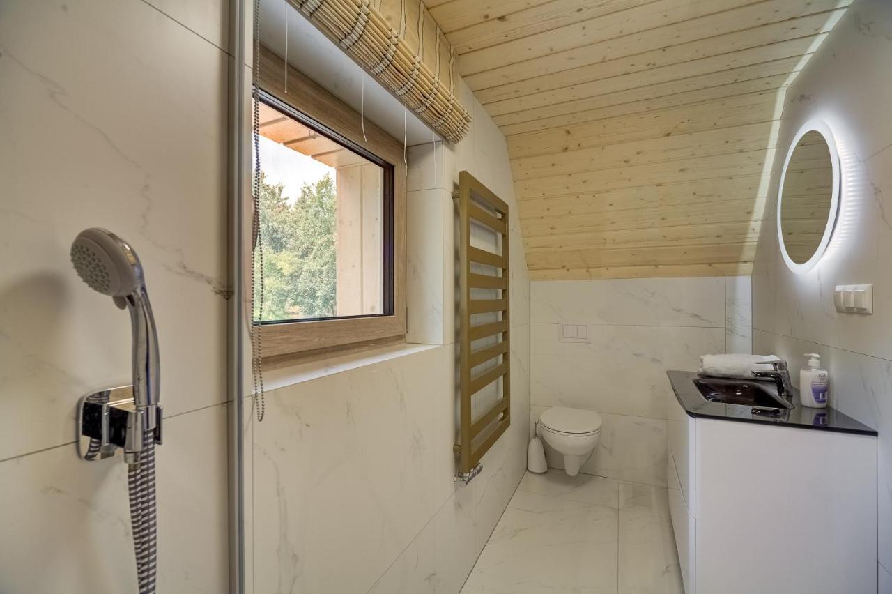 Znamirowice Znamirowickachata Sauna Jacuzzi Spa מראה חיצוני תמונה